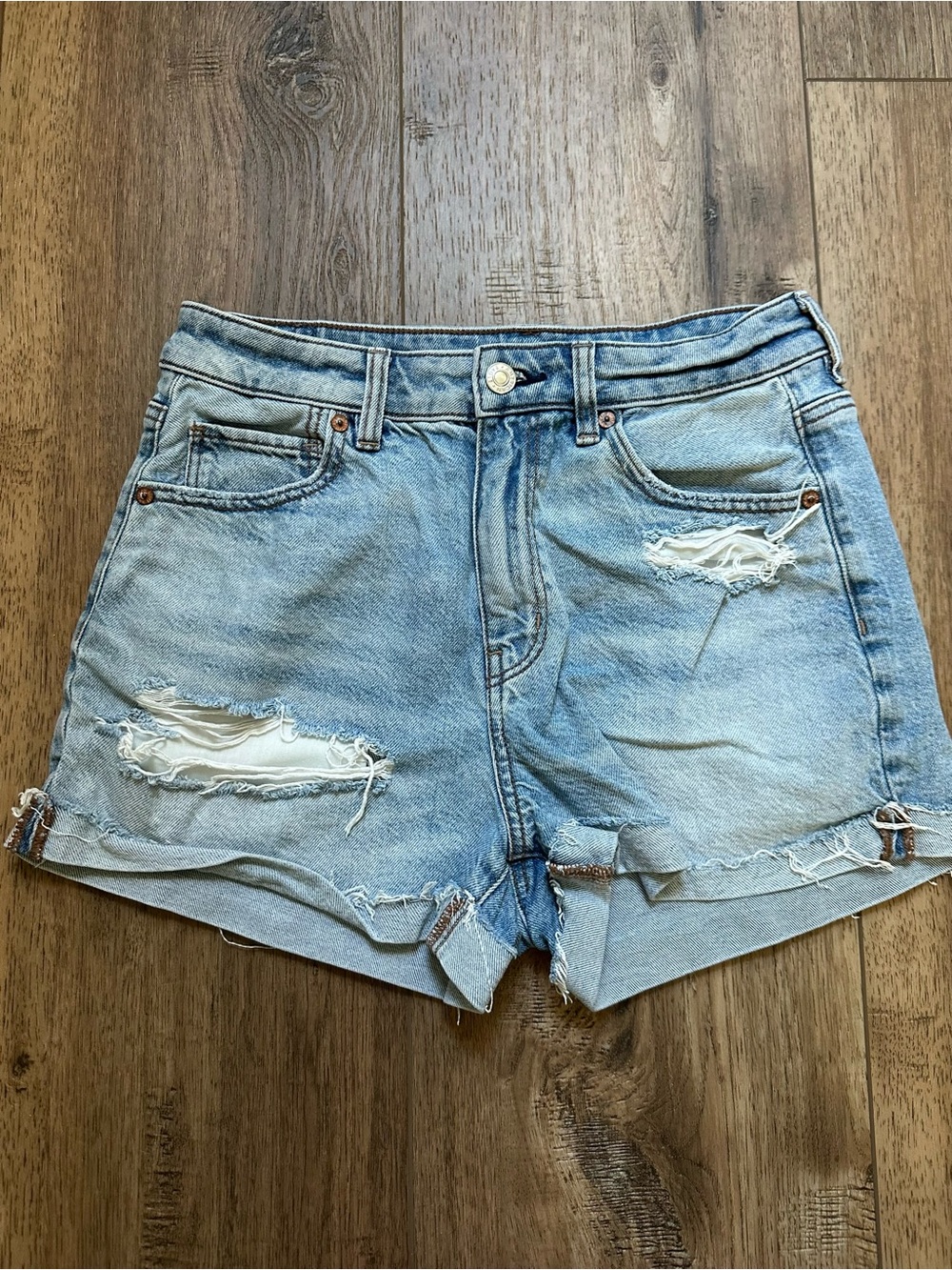 American Eagle Denim Shorts, Distressed, Jean, Light Wash, Casual, Rolled Hem, 4